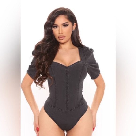 Fashion Nova puff sleeve bodysuit size small - Picture 1 of 1